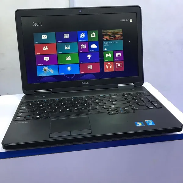 Dell Latitude E5540 intel core i5- 4GB Ram 320GB HDD -1.90GHz