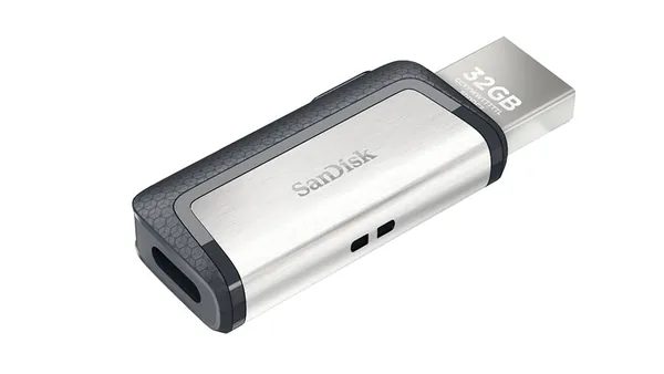 SanDisk Ultra Dual Drive USB Type-CTM Flash Drive 32GB