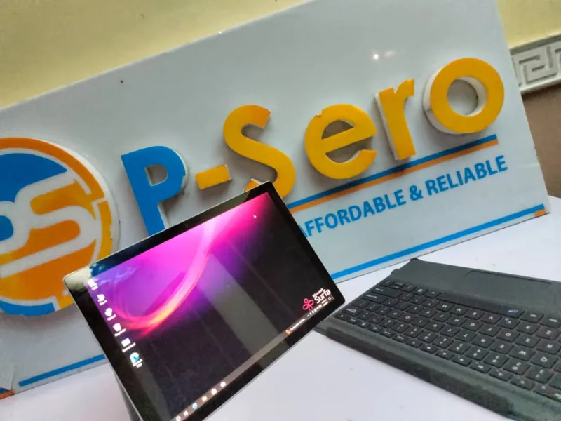 Uk Used Microsoft Surface pro 5 core i7 512gb SSD -16gb ram