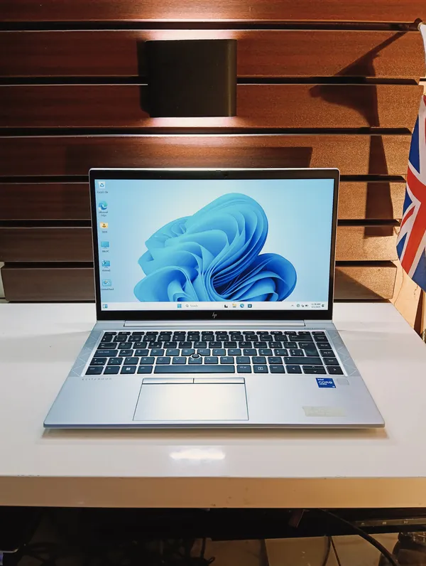 HP EliteBook 840 G8 Core i7 11th Gen 512GB SSD 16GB Ram Windows 11 Pro