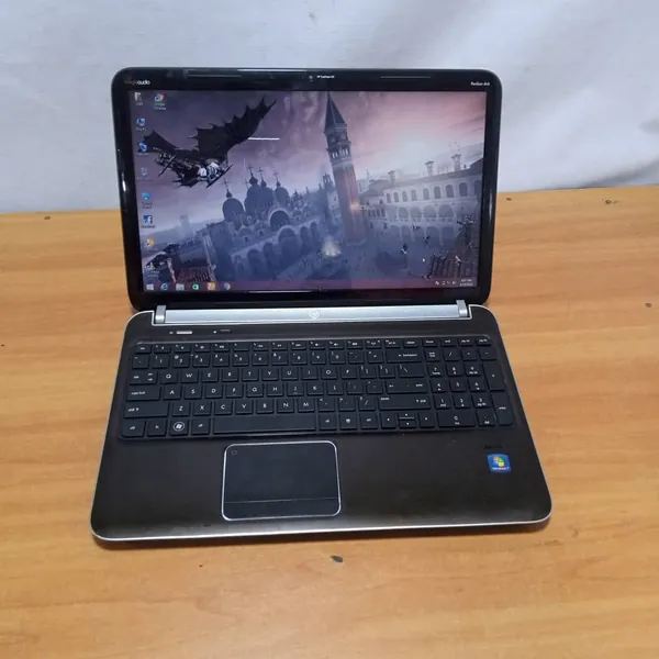 HP DV6 Beatstudio AMD Dual Core 500HDD 4GB Ram