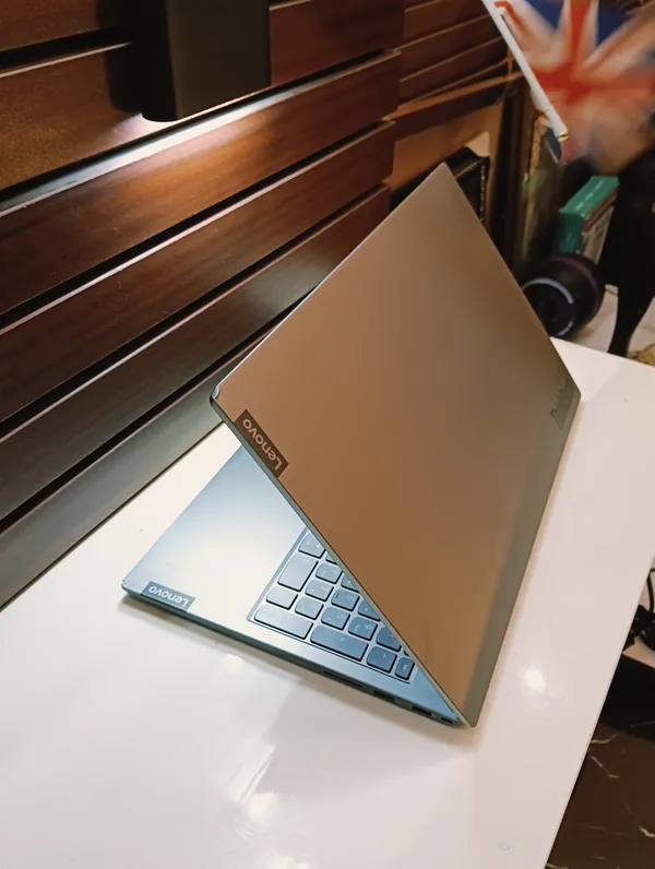 Lenovo 83AL Laptop Core i5 1000GB SSD 32GB Ram 13th Gen Windows 11 Pro