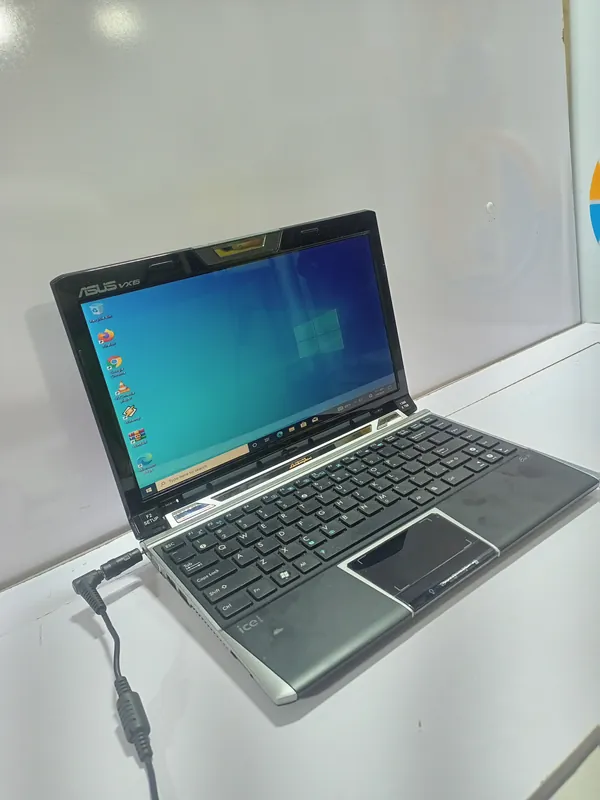 Asus mini Laptop Intel Core 2 4GB Ram 500GB HDD Windows 10 Pro