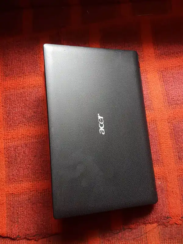 UK Used Acer Aspire Core i3 Laptop 4GB Ram 250HDD