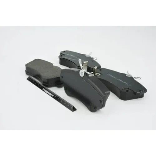 Chrysler PT Cruiser Pad Kit Disc Brake  Front