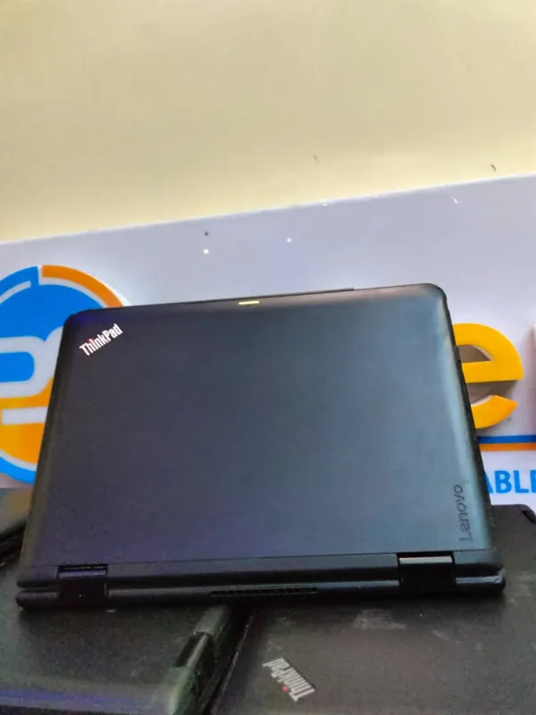UK Used Lenovo ThinkPad Yoga 11e 2-in-1 6th Gen. Intel Core i3 128GB SSD 4GB RAM 4GB Total Graphics HDMI Touchscreen