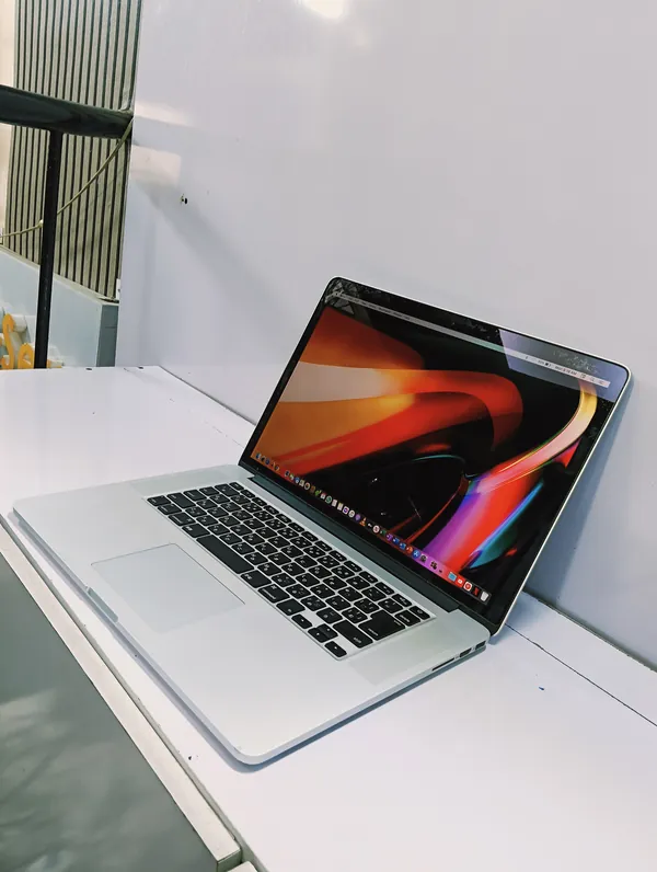 Apple MacBook Pro 2013 Core i7 256GB SSD 16GB Ram 15 Inch 1.5GB Dedicated