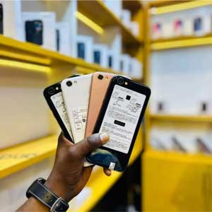 Used Aquos R1 4/64GB